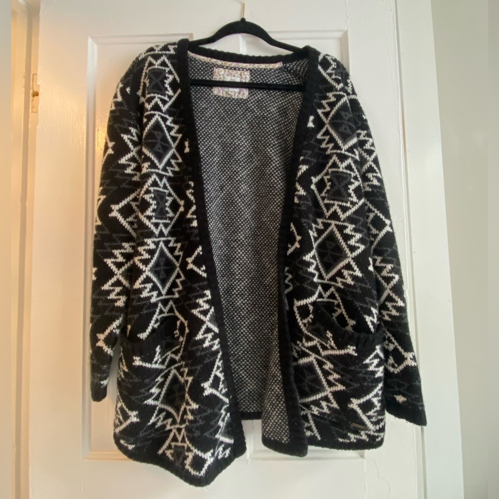 Vintage Element Cardigan Size Medium